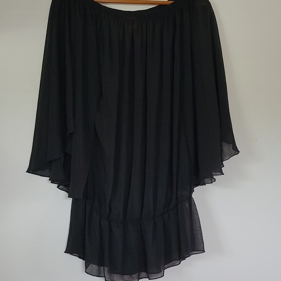 Abby Z. Black sheer coverup - Picture 2 of 7